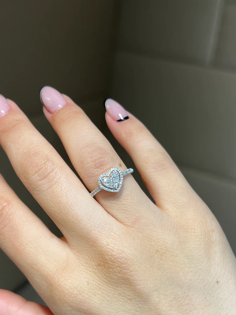 Heart Side Diamonds Ring