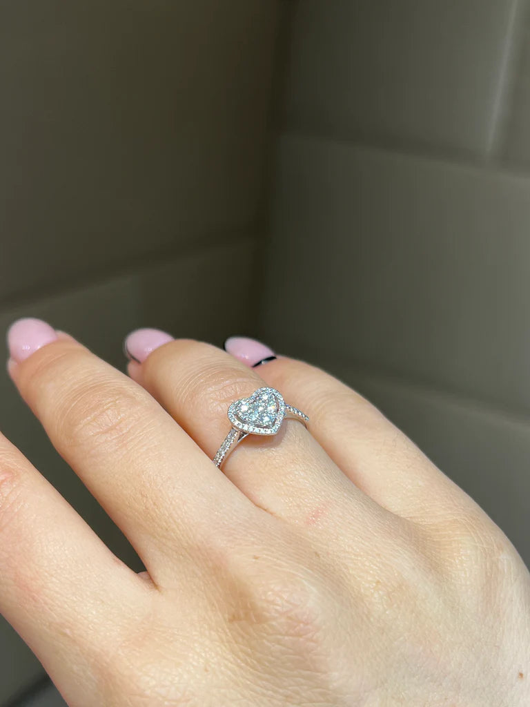 Heart Side Diamonds Ring