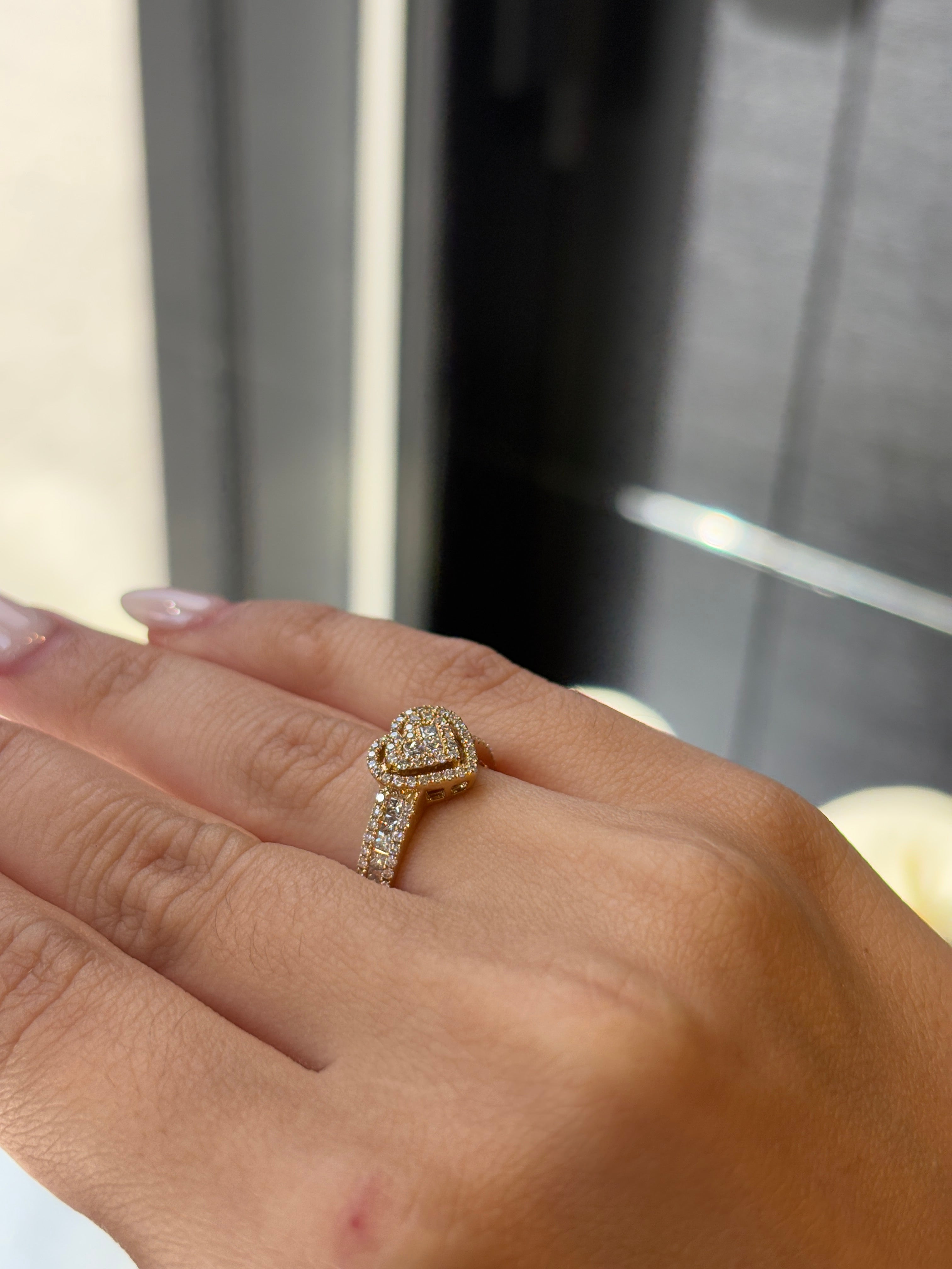 Amour Heart Ring