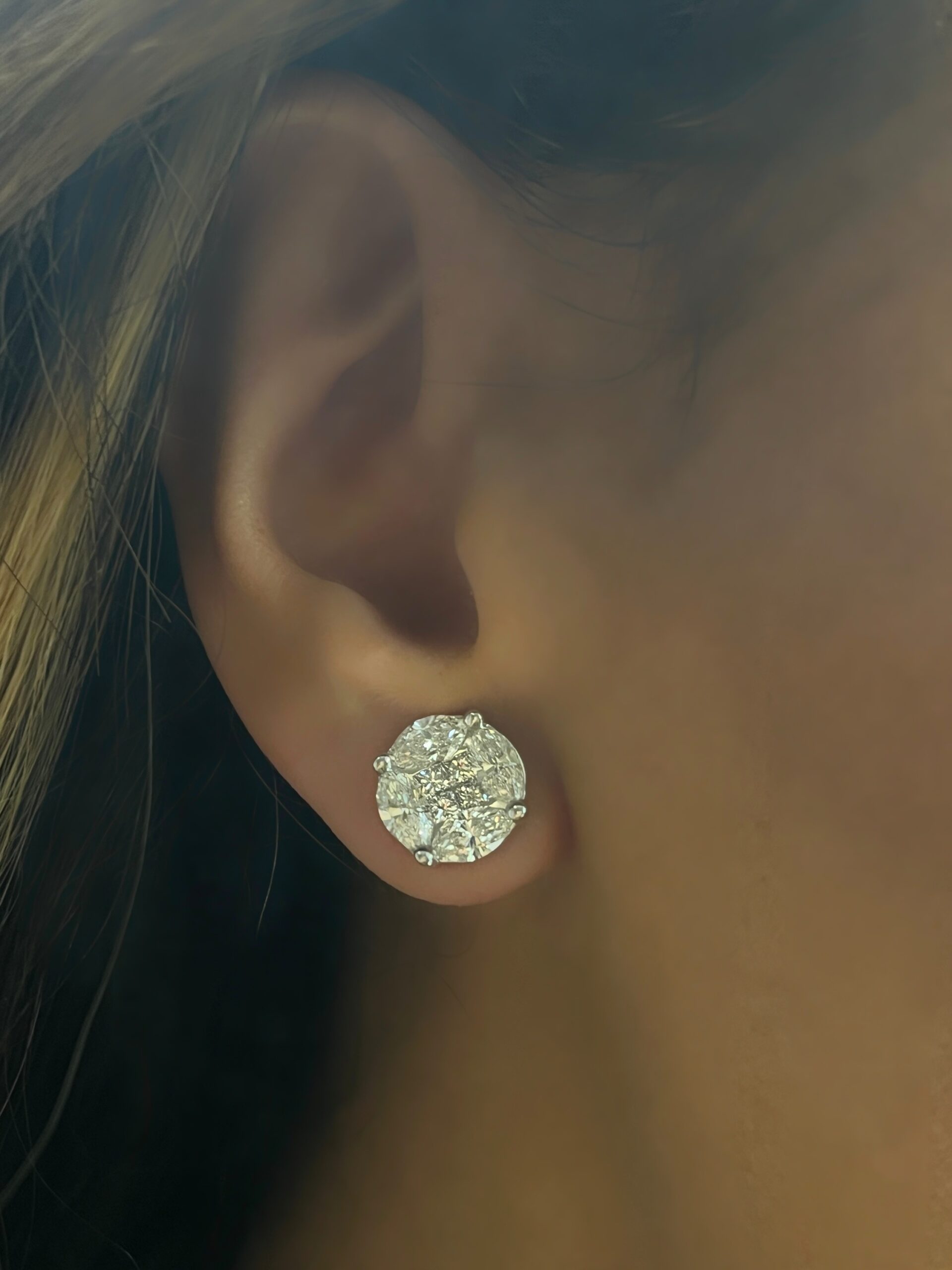 Grandiose Illusion Earstuds